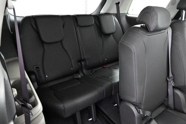 new 2026 Kia Carnival Hybrid car, priced at $50,150