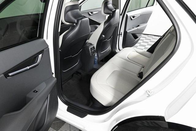 new 2025 Kia Niro car, priced at $29,994
