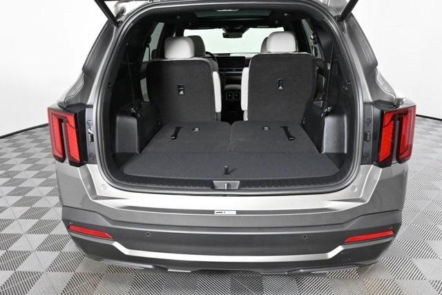 new 2026 Kia Sorento Hybrid car, priced at $48,755