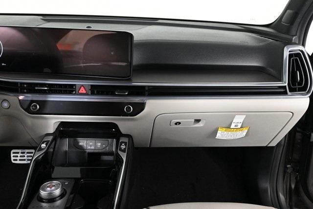 new 2026 Kia Sorento Hybrid car, priced at $48,755
