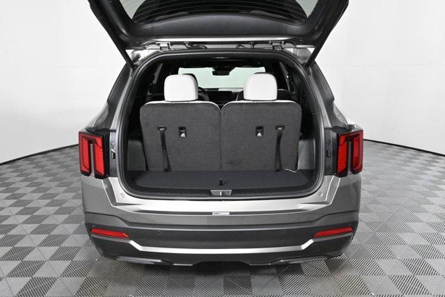 new 2026 Kia Sorento Hybrid car, priced at $48,755