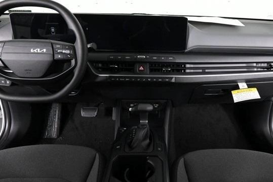 new 2025 Kia K4 car, priced at $25,319