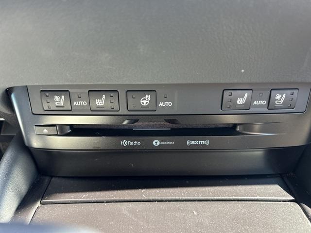 used 2019 Lexus ES 300h car, priced at $27,916