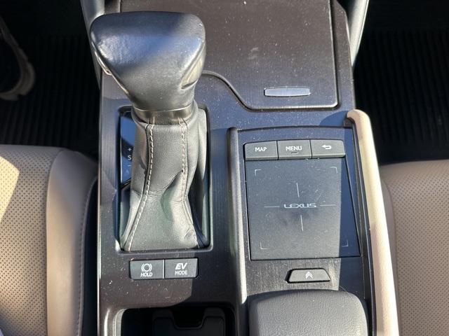used 2019 Lexus ES 300h car, priced at $27,916