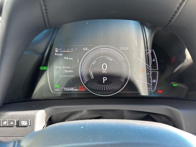 used 2019 Lexus ES 300h car, priced at $27,916