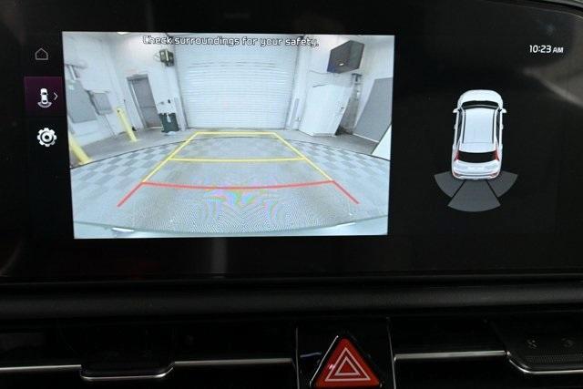 new 2025 Kia Niro car, priced at $31,428