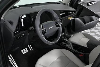 new 2025 Kia Niro car, priced at $31,428