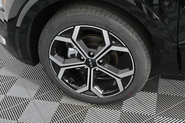 new 2025 Kia Niro car, priced at $31,428