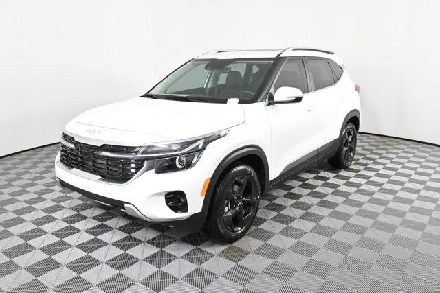 new 2026 Kia Seltos car, priced at $30,075