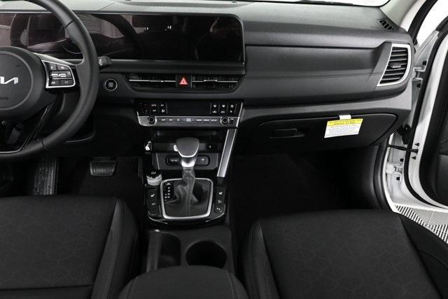 new 2026 Kia Seltos car, priced at $30,075
