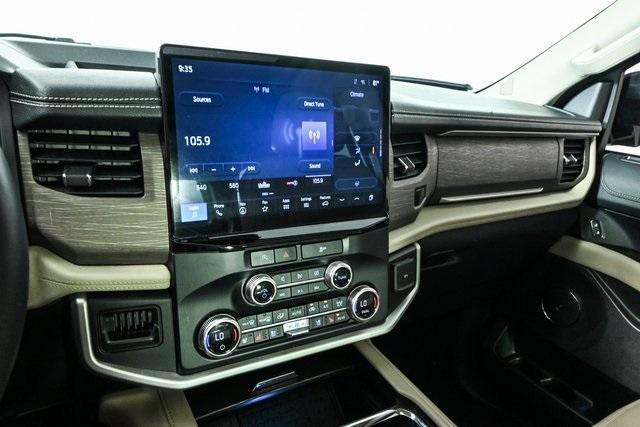 used 2024 Ford Expedition car, priced at $51,087