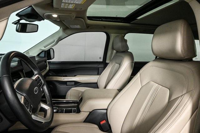 used 2024 Ford Expedition car, priced at $51,087