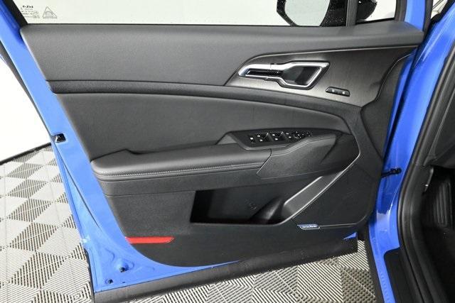 new 2026 Kia Sportage car, priced at $42,085