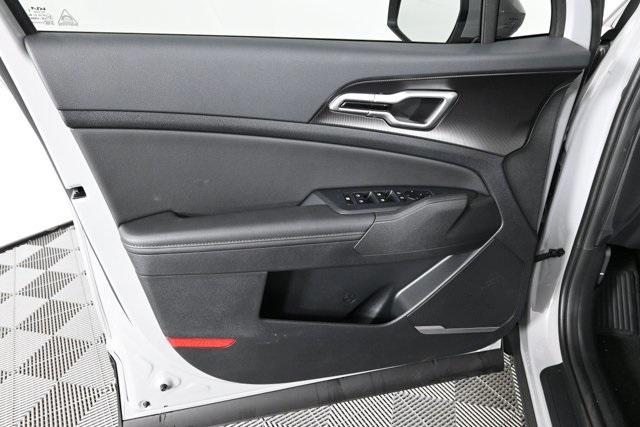 new 2026 Kia Sportage car, priced at $32,563