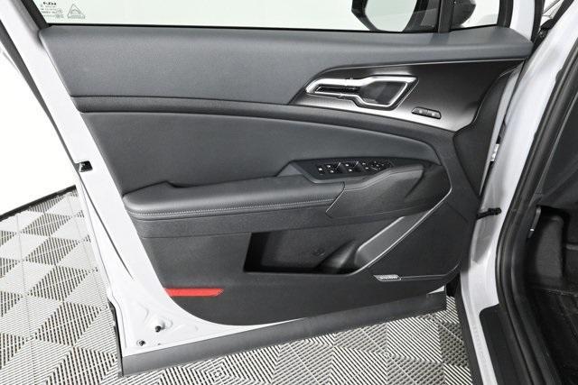 new 2026 Kia Sportage Hybrid car, priced at $40,771