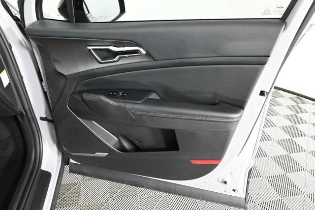 new 2026 Kia Sportage Hybrid car, priced at $36,393