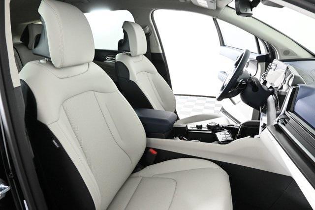 new 2025 Kia Sportage Hybrid car, priced at $32,282