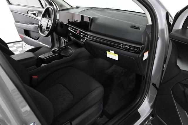 new 2026 Kia Sportage Hybrid car, priced at $33,283