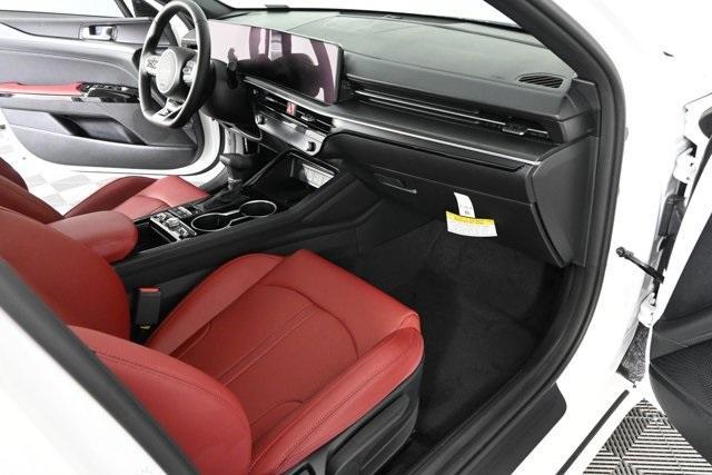 new 2026 Kia K5 car, priced at $29,644