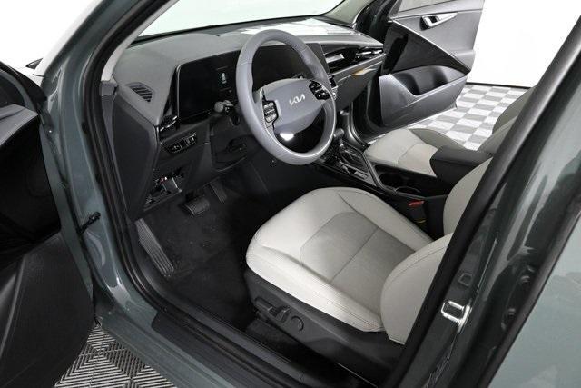 new 2025 Kia Niro car, priced at $28,922