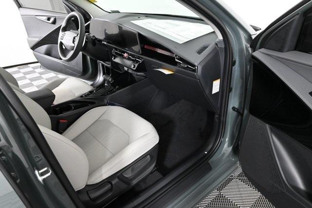 new 2025 Kia Niro car, priced at $28,922