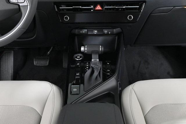 new 2025 Kia Niro car, priced at $28,922