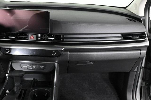 new 2026 Kia Carnival car, priced at $52,775