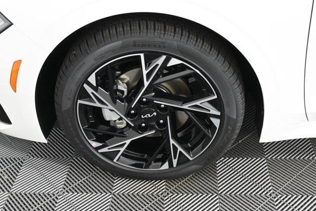 new 2026 Kia K5 car, priced at $30,960