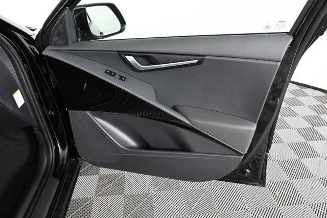 new 2025 Kia Niro car, priced at $30,285