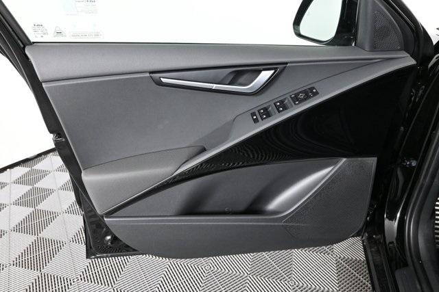 new 2025 Kia Niro car, priced at $30,285