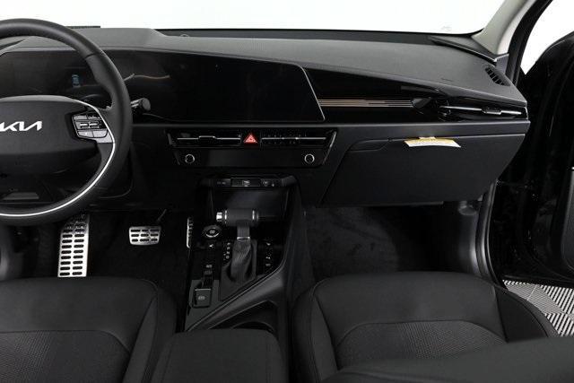 new 2025 Kia Niro car, priced at $30,285