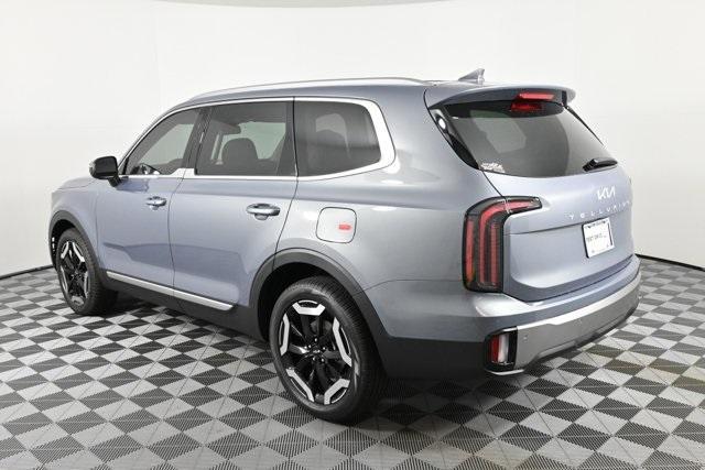 new 2025 Kia Telluride car, priced at $42,070