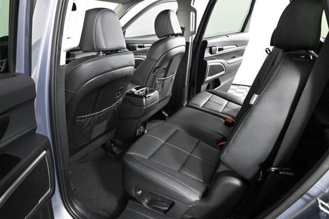 new 2025 Kia Telluride car, priced at $42,070