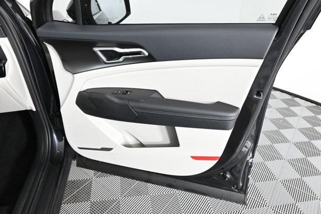 new 2026 Kia Sportage car, priced at $32,500