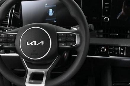 new 2025 Kia Sportage Hybrid car, priced at $28,667