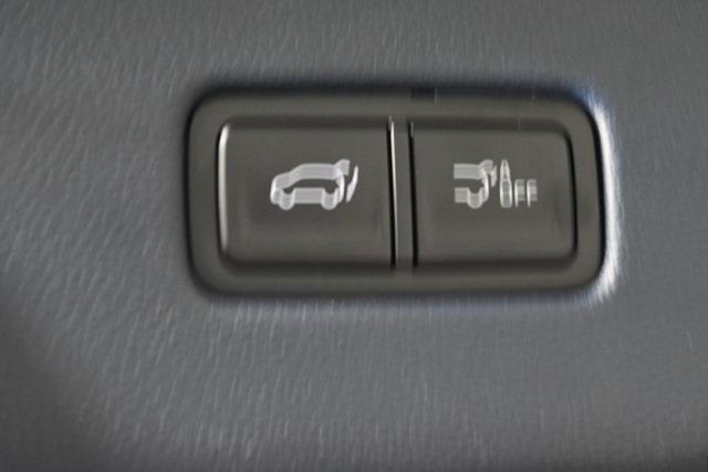 new 2026 Kia Carnival Hybrid car, priced at $49,122