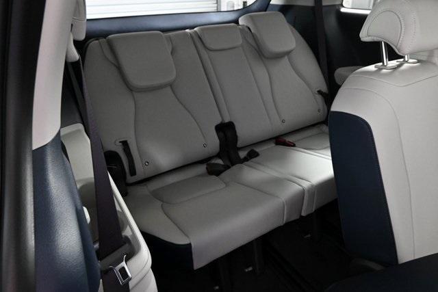 new 2026 Kia Carnival Hybrid car, priced at $49,122