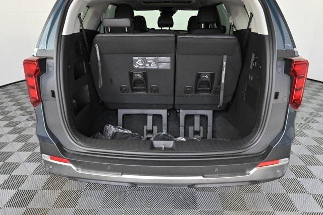 new 2026 Kia Carnival Hybrid car, priced at $48,224