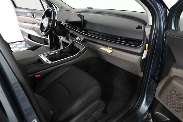 new 2026 Kia Carnival Hybrid car, priced at $48,224