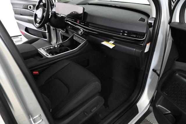 new 2026 Kia Carnival Hybrid car, priced at $54,885