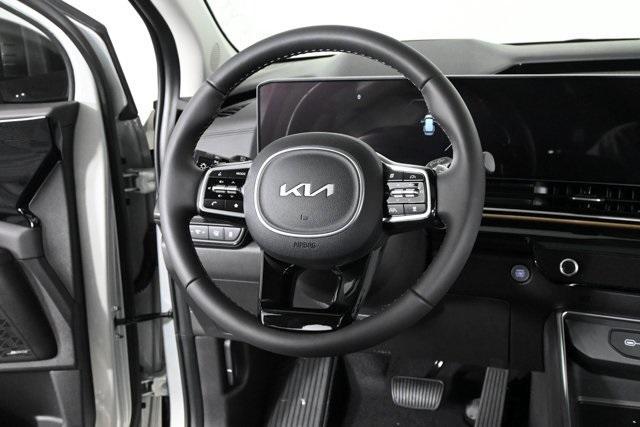 new 2026 Kia Carnival Hybrid car, priced at $54,885
