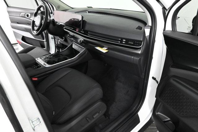 new 2026 Kia Carnival car, priced at $47,202