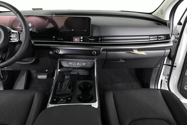 new 2026 Kia Carnival car, priced at $47,202