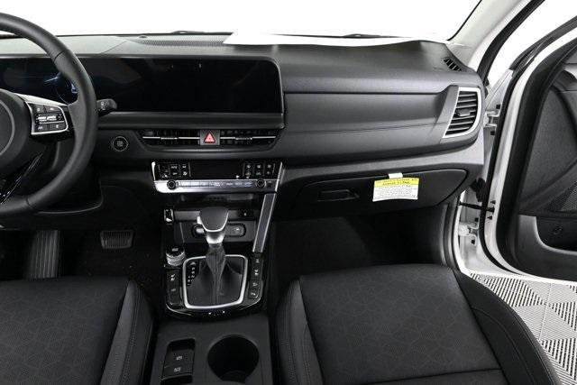 new 2025 Kia Seltos car, priced at $30,588
