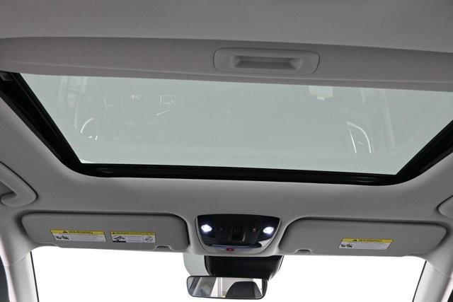 new 2025 Kia Seltos car, priced at $30,588