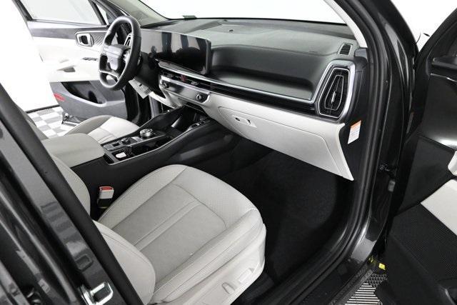 new 2026 Kia Sorento Hybrid car, priced at $42,430