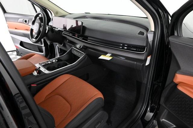 new 2026 Kia Carnival Hybrid car, priced at $45,900