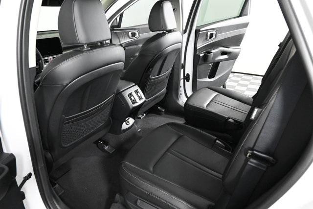 new 2026 Kia Sorento car, priced at $39,256