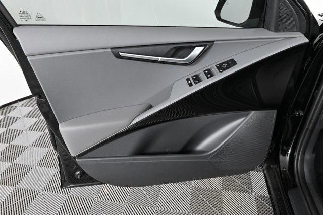 new 2025 Kia Niro car, priced at $27,729