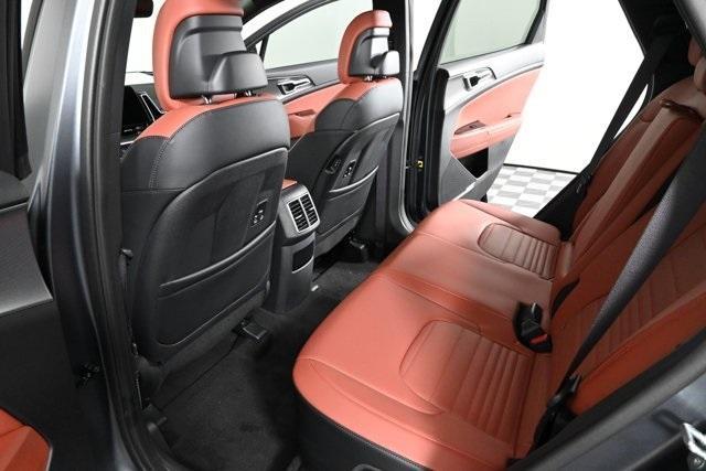 new 2025 Kia Sportage Hybrid car, priced at $37,632